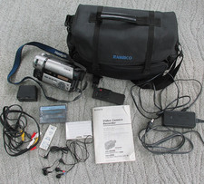Sony Handycam 72X CCD-TR940 Video Hi8 XR Lot Camera Cords Charger Steadyshot