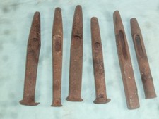 EMPORTE PIECES BOURRELIER CORDONNIER  FER FORGE ART POPULAIRE OUTIL ANCIEN CUIR