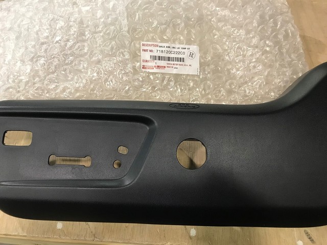 TOYOTA OEM 14-16 Tundra Driver Seat-recline Cover 718120C221C0 for sale