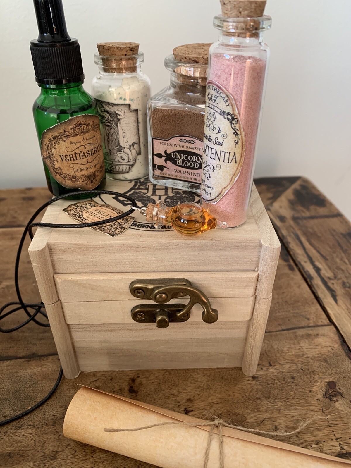 Caja De Pociones Para Cosplay Con 12 Botellas Y Correa Ajustable: Accesorio Medieval De Alquimia De PU, Ideal Para LARP, Fotografía Y Fantasía