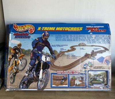 Hot Wheels Electric Racing X-Treme Motocross Bike Racing Set