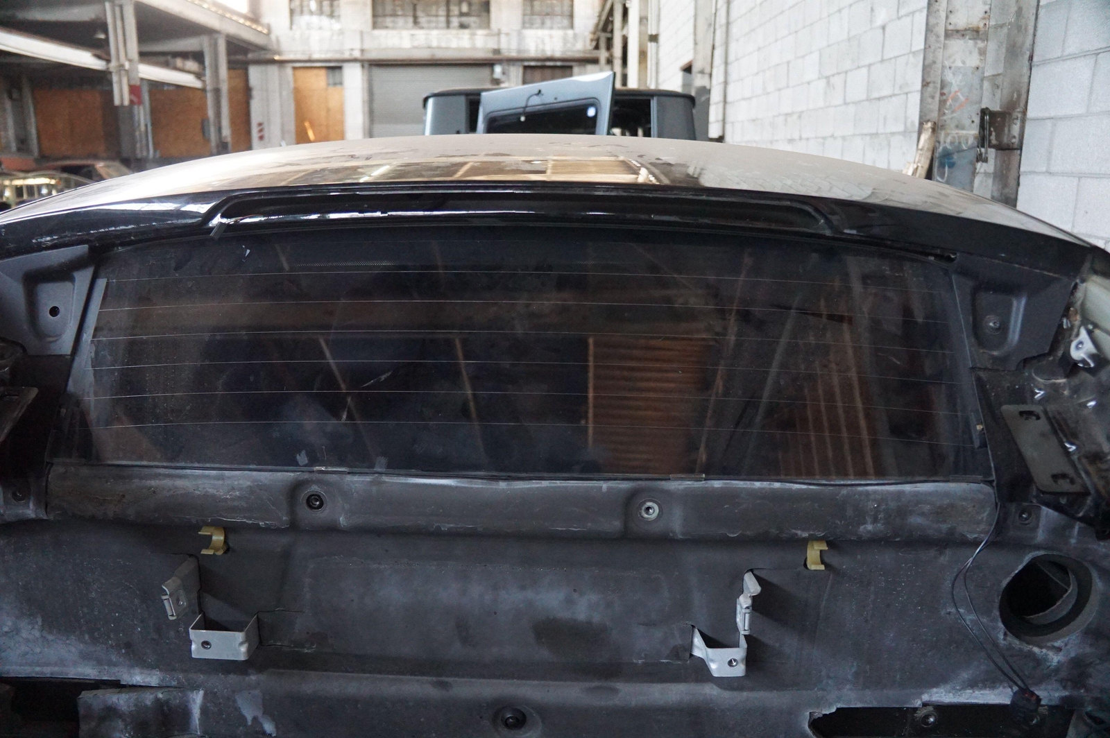 Rear Partition Back Window Glass 420845151D OEM Audi R8 Coupe 2008-15