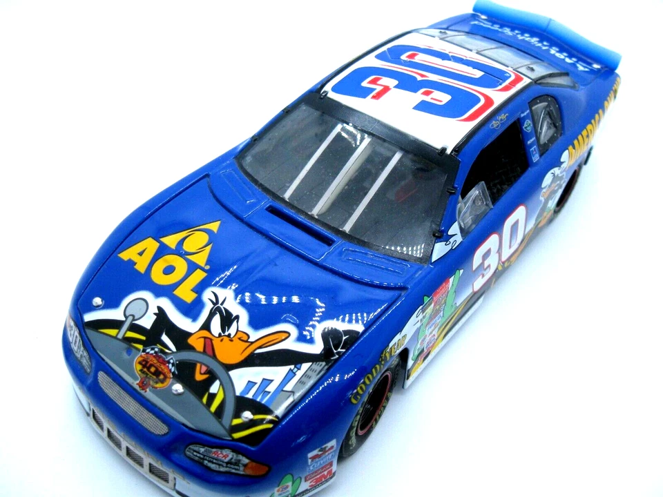RCCA Elite 1:24 2002 Jeff Green AOL / Looney Tunes - The Rematch Diecast Car Foto 2 de 4