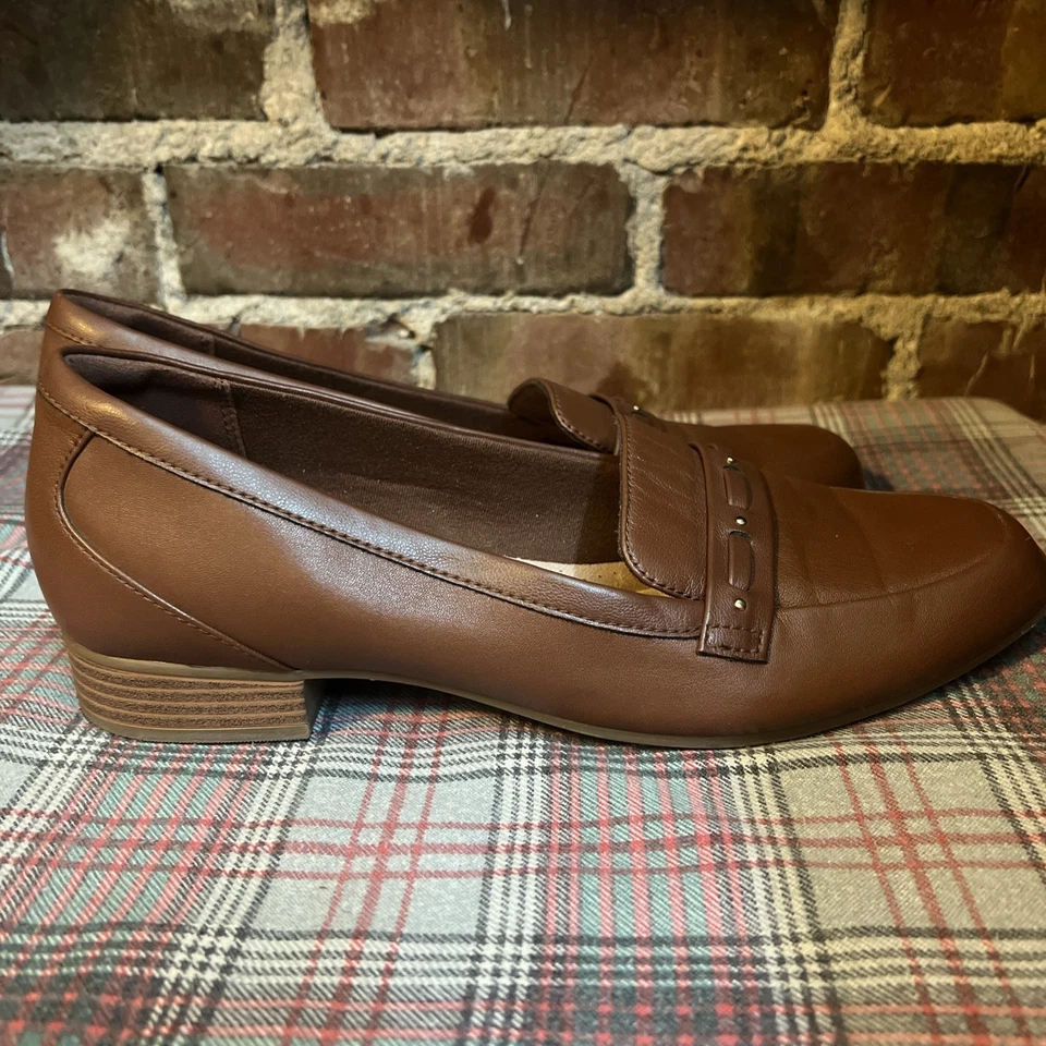 Mocasín Clark’s Juliet Bay para mujer color tostado talla 10 M Foto 4 de 4