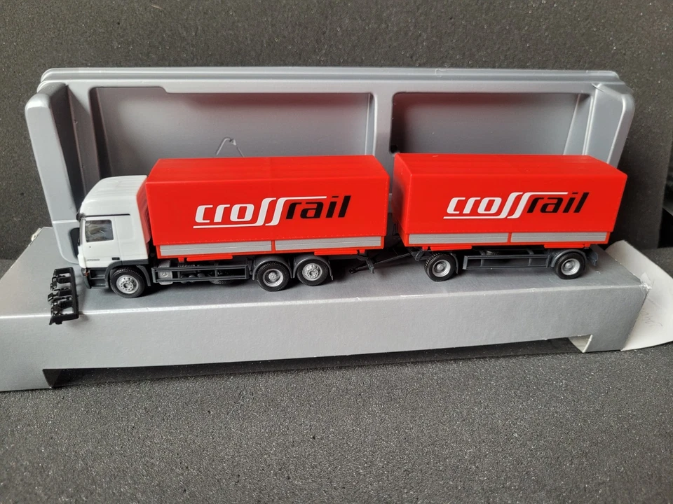 Actros 2550 crossrail kombinierter Güterverkehr Schweiz Wechselbrücken Hängerzug - Bild 2 von 4