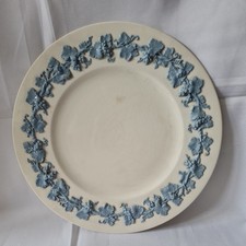 Wedgwood Etruria Barlaston Embossed Queensware Dinner Plate Blue Trim 10”