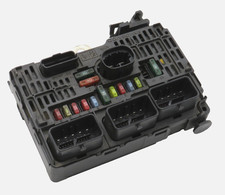PEUGEOT/CITROEN 9656086180 BSM-L02-00 BSML0200 S118983002J Fuse Box