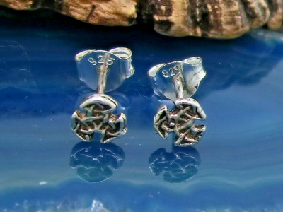 1 Paar kleine Triskele Triquetra Ohrstecker 925 Echt Silber Ohrschmuck Ohrringe