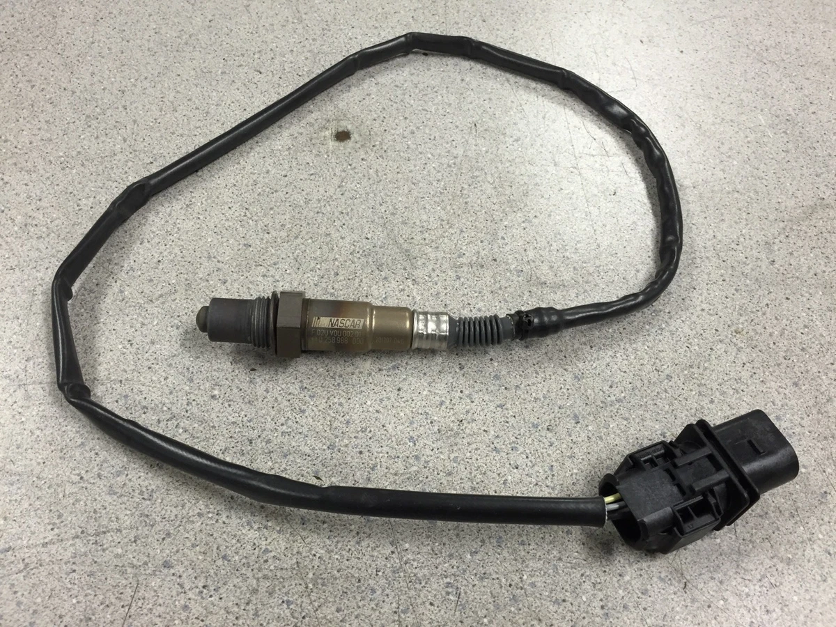 NASCAR Bosch Oxygen Sensor 1928404687 0258988000 low mile | eBay