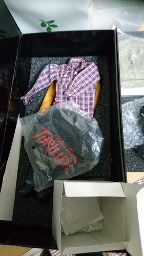 MICHAEL JACKSON thriller figure Limited edition of 14 pieces worldwide 1/6 - Picture 6 of 10