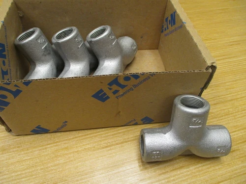 Crouse-Hinds/Eaton ET228 Condulet Service Entrance Tee (Pack of 4)