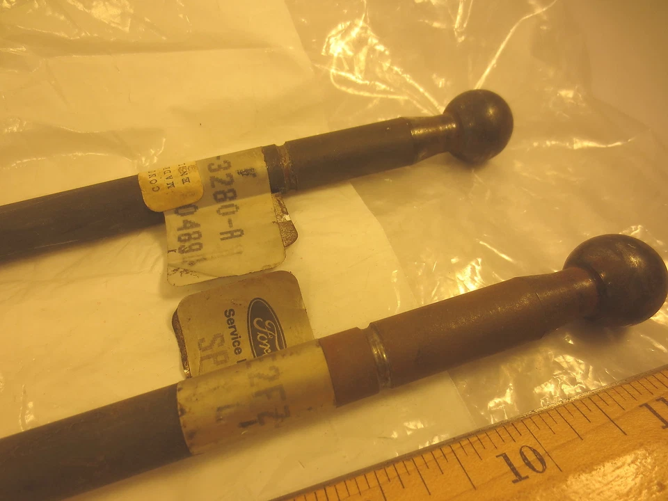 2 PIEZAS FORD 1981/85 ESCORT & MERCURY LYNX "ROD" (CONEXIÓN HUSILLO RUEDA DELANTERA) Foto 3 de 4