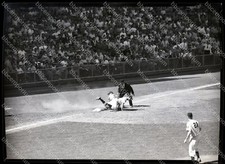 Yankees 3rd Base Action Shot Baseball 5