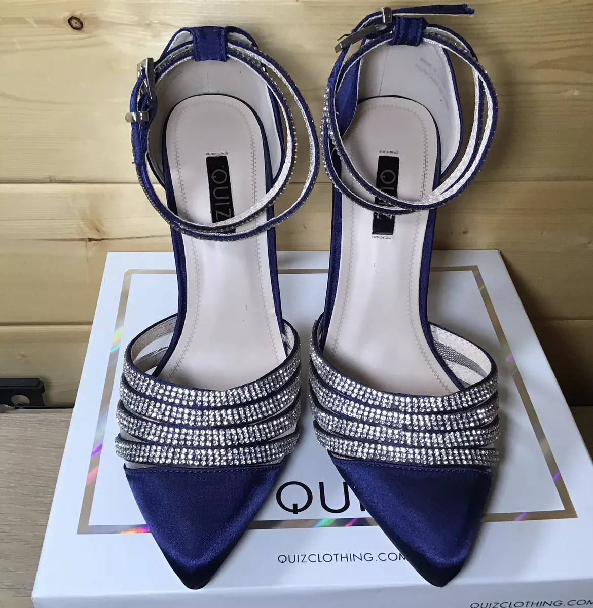 Navy quiz best sale shoes