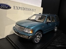 Out Of Print 1/18 Autoart Ut Models 22717 Ford Expedition Xlt Met Green