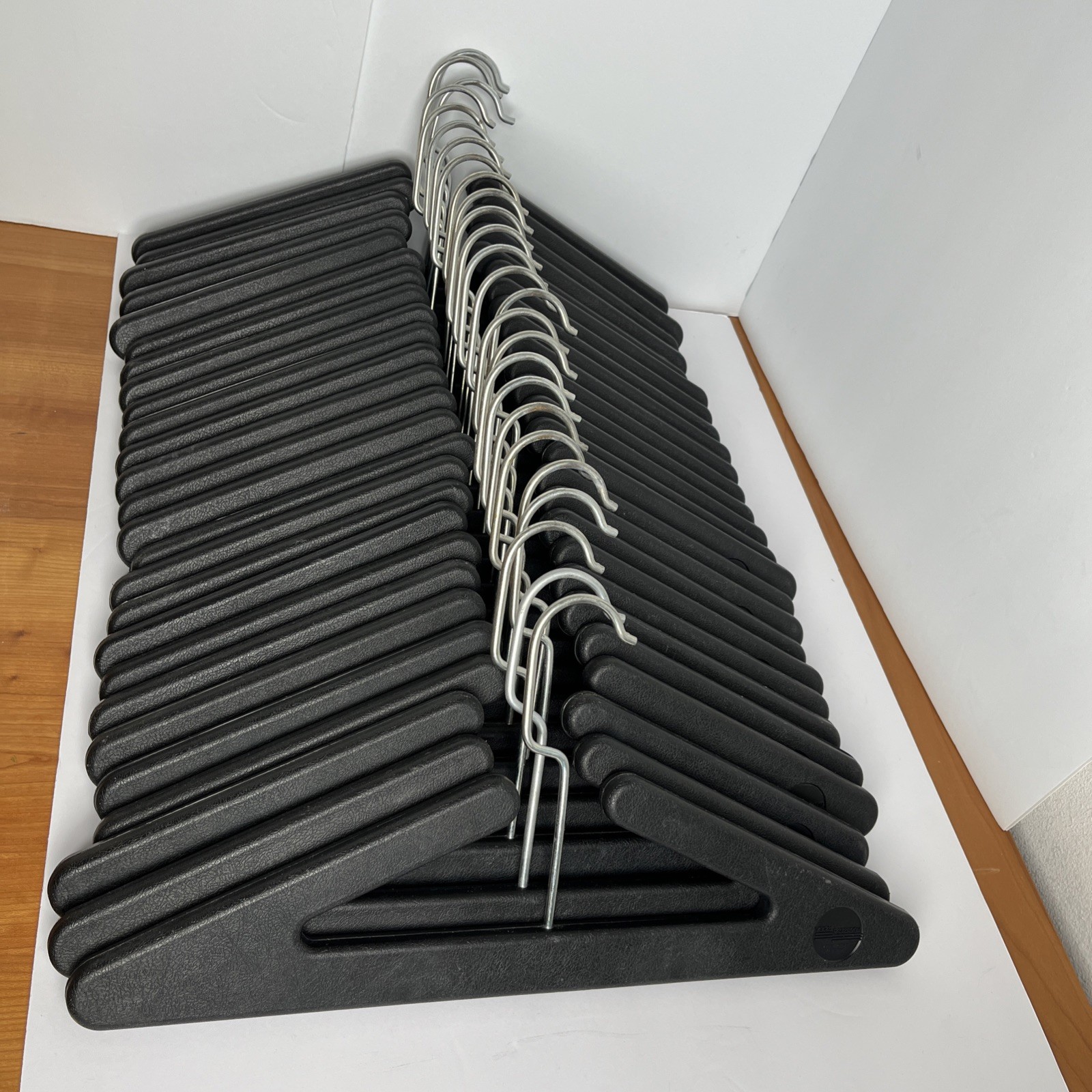 26 Vintage Vogel Peterson Hangers All Matching Black Heavy Duty Unique Closet