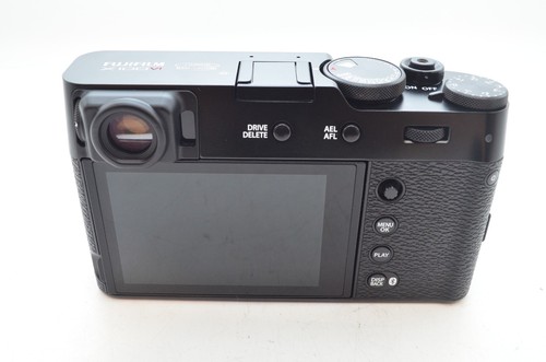 Brand New Fujifilm X100 12.3MP APS-C CMOS EXR 4x Zoom Digital Camera from Japan - Picture 15 of 18