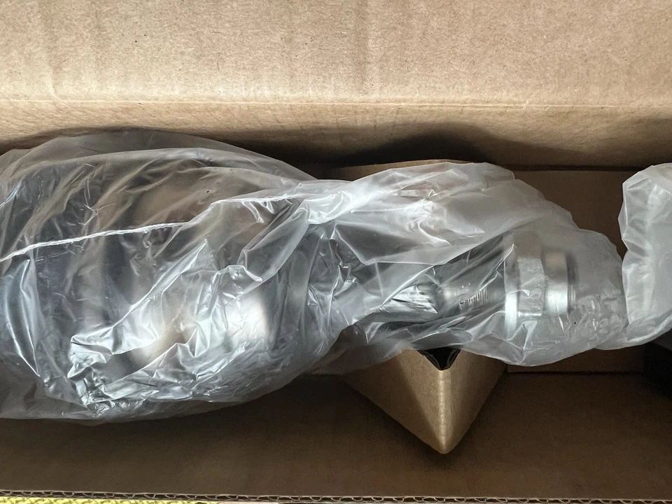 Eje delantero izquierdo CV para Toyota Highlander 2008-09 AWD Hybrid Limited 3,3 Foto 2 de 4