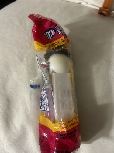 PEZ Vintage Holiday Christmas Santa, Reindeer, Snowman and Polar Bear - Picture 3 of 18