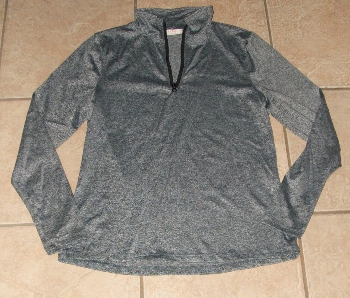 Stretchy Sz Small/Medium Athletic Embellished Basketball Thumbhole 1/4 Zip Shirt