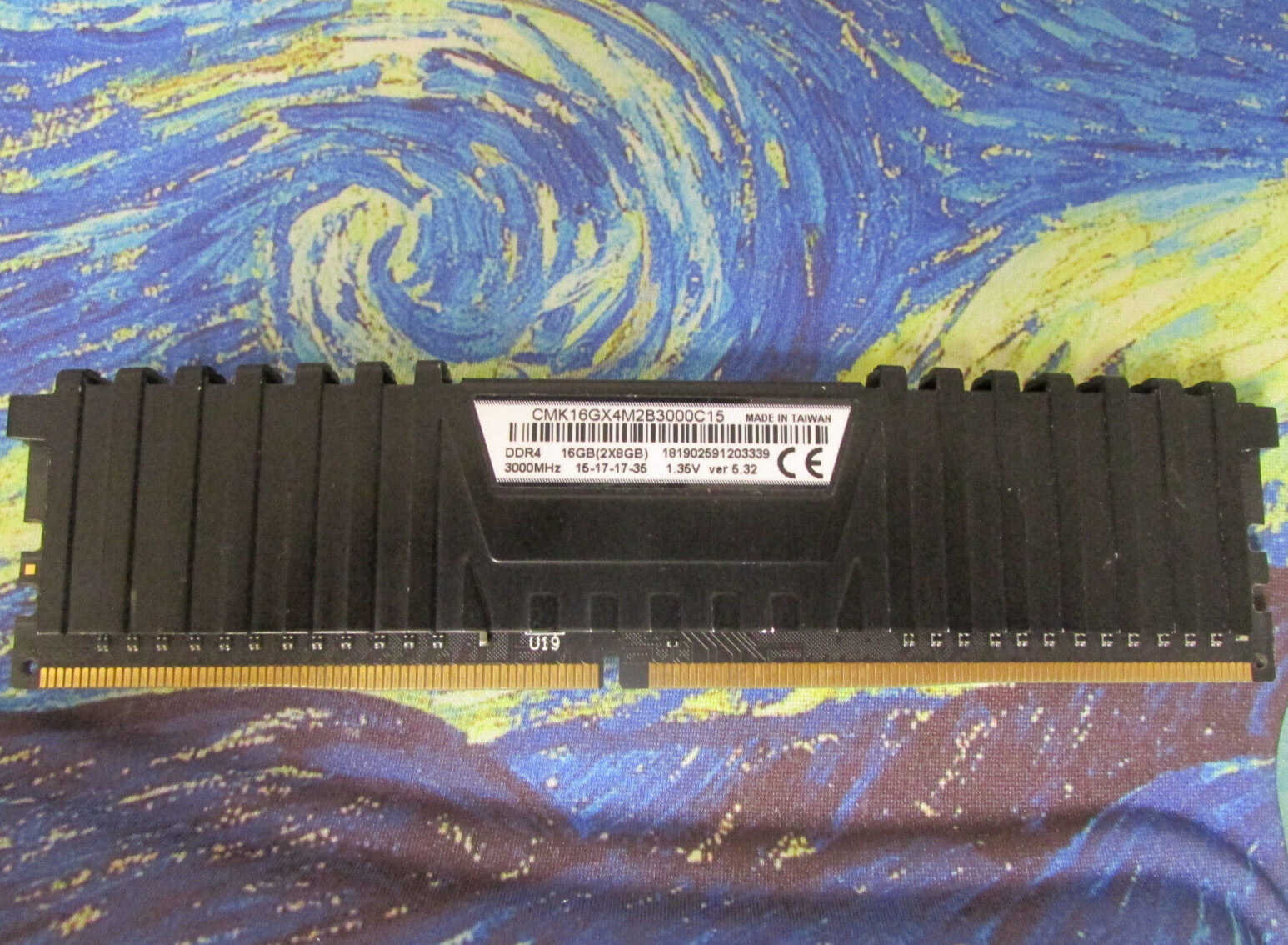 Corsair Vengeance LPX 8GB DDR4 3000MHz RAM (CMK16GX4M2B3000C15