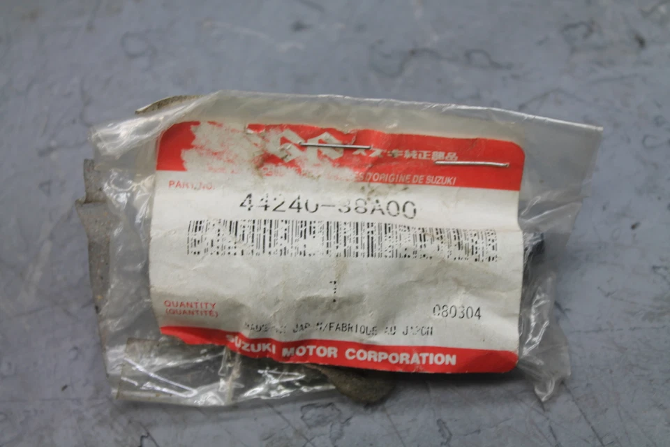 OEM NOS SUZUKI EVAP VAPOR CHARCOAL EMISSION CANISTER 44240-38A00 - Image 2 of 4
