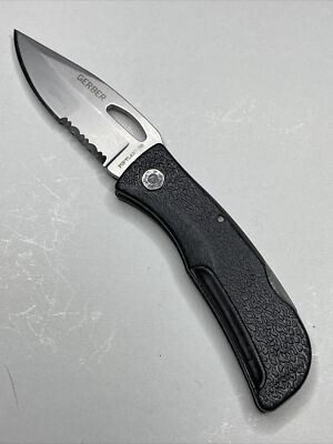 Gerber EZ Out Jr. Pocket Knife Lockback combo Edge Blade Portland, Or.