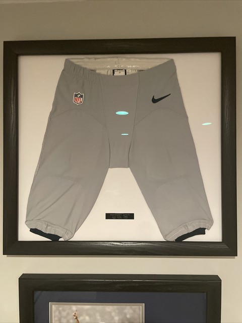 marshawn lynch game worn hose
