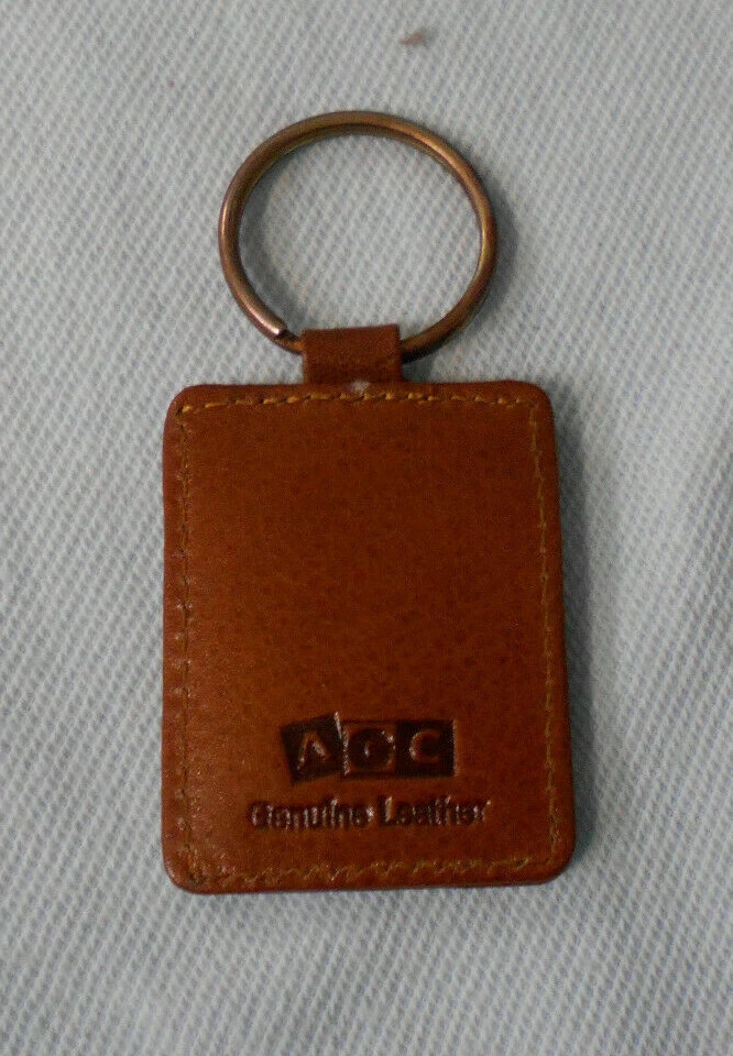 #D293. 1948 AGC GILT AUSTRALIAN PENNY COIN LETHER KEYRING