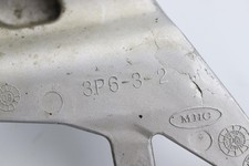 Platine avant droite YAMAHA FJR 1300 ABS 2006 à 2011