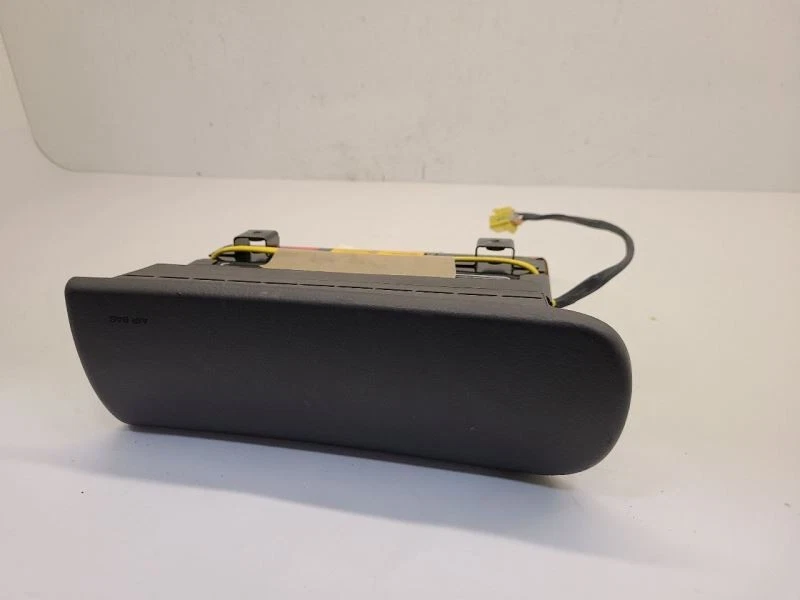 2002-2004 OLDSMOBILE BRAVADA RH Passenger Dash Airbag Air Bag  - Image 2 of 4