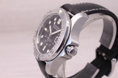 Victorinox Swiss Army Mens Watch Stainless Steel Dive Master 500