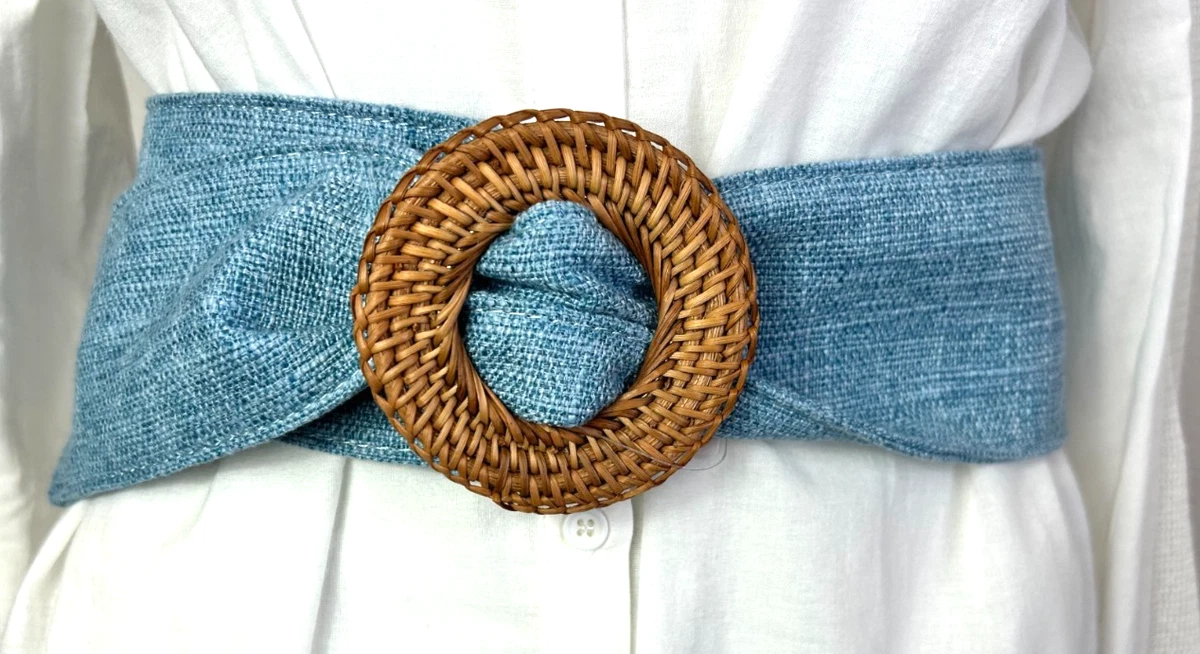 Anthropologie Stretchy Preppy Statement Belt Blue Cream M I am loving the Bermuda short trend! These white ones are  main image 4