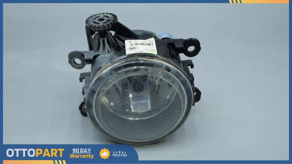 Faro antiniebla parachoques delantero derecho Land Rover Range Rover Sport 2006-2012 OEM Foto 4 de 4