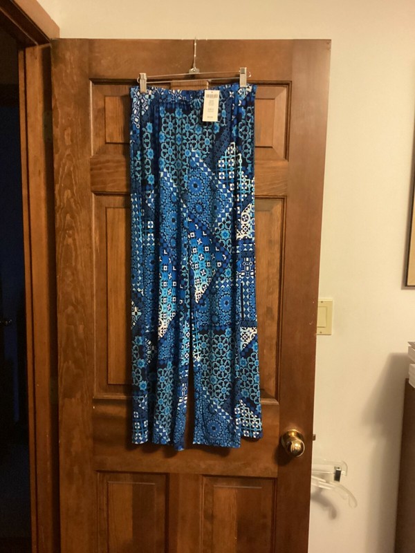 Women's Chico's NWT Size 0 / Small Stretch Waist Pants Slacks Trousers