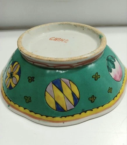 Handmade Vintage Porcelain Chinese Painted Bowl Collectors Decor