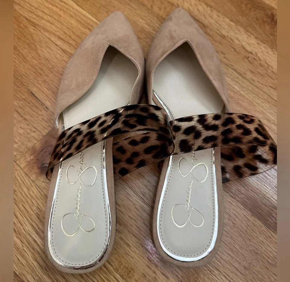 Jessica Simpson Mules Lujane leopardo e bronzeado feminino 7 - Imagem 2 de 4
