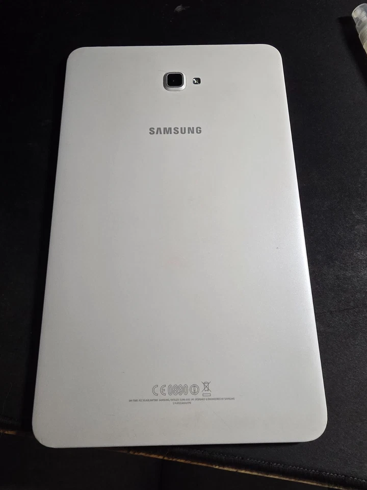 Samsung Galaxy Tab A6 10.1'' (2016) SM-T580 16/2GB Wi-Fi, 10,1" - White - Immagine 2 di 4