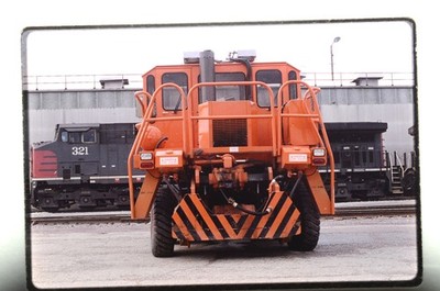 UP SS 4400 rail king 2-26-00 original 35mm kodak train photo slide