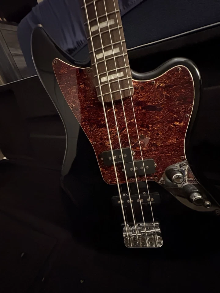 Bajo Jaguar Squier Vintage Modificado Negro Cuerpo Sólido Foto 3 de 4