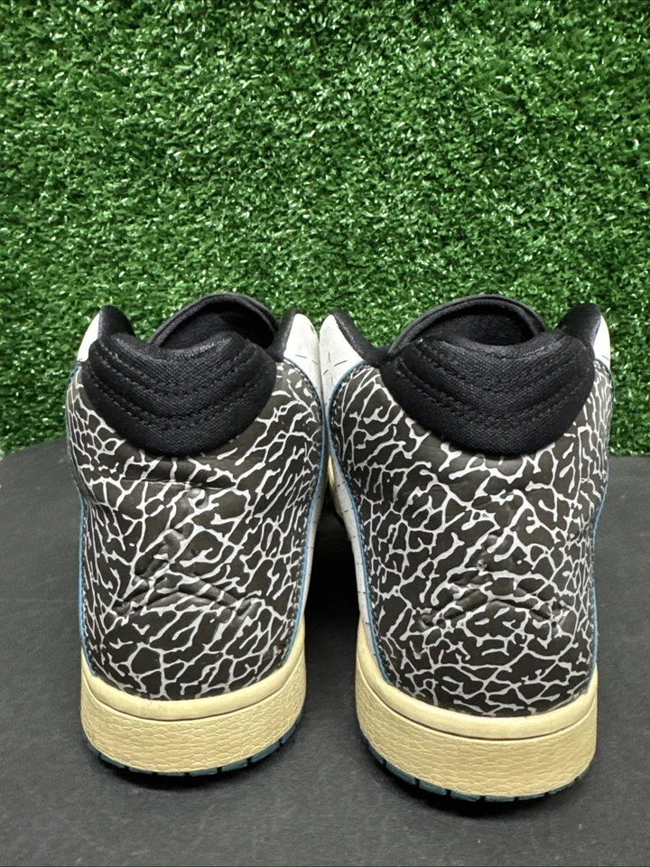 Air Jordan Illusion 705141-105 White/Black/Blue Sneaker Basketball Mens Size 8 - Image 4 of 4