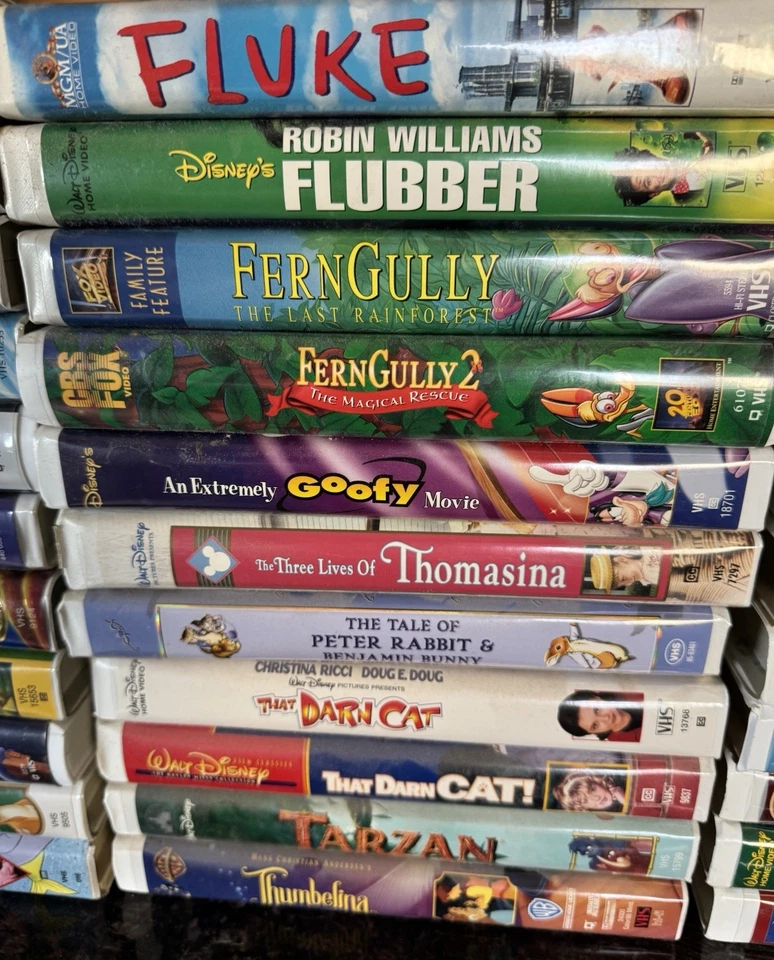 Disney VHS & Masterpiece Collection Lot of 34 - Mickey, Dumbo, Pooh, Cinderella Foto 3 de 4
