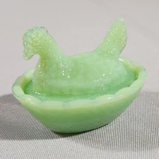 Jadeite Green Glass Miniature Hen on Nest Salt Cellar Trinket Dish