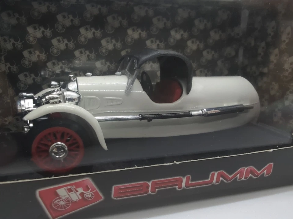 BRUMM 1/43 R293-01 MORGAN MX-4 SUPER SPORT CHIUSA 1935 WHITE BOXED DIECAST MODEL - Image 2 of 3