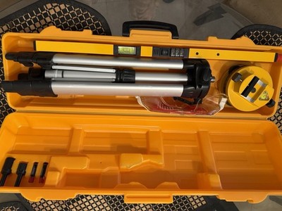 JOHNSON Level & Tool