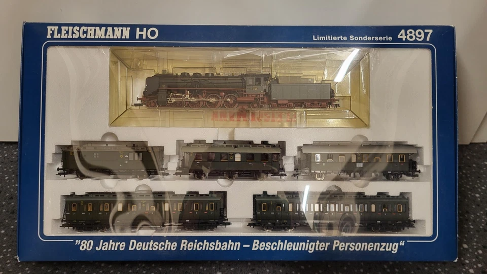 Fleischmann 4897 DSS Beschleunigter Personenzug 80 Jahre Deutsche Reichsbahn