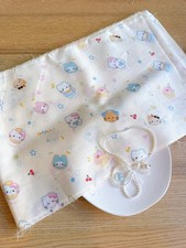 5 yds 9.5''w super cute Hello Kitty her friends soft cotton fabric 260336 A03