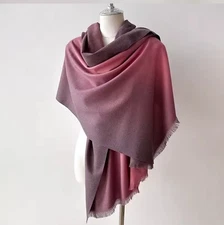 Luxury Style Women's Scarf – Gradient Pashmina Wrap with Tassels Polyester