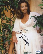 Emma Thompson Sense Autographed Signed 8x10 Photo ACOA