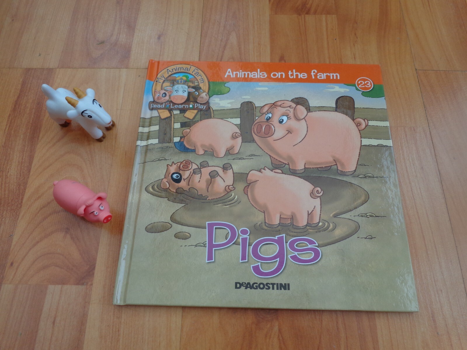 DEAGOSTINI MY FARM ANIMALS COLLECTION #23 LUCY THE SOW PIG & GLORIA GOAT + BOOK